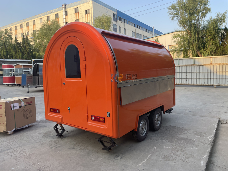 Customized Mobile Ice Cream Food Trailer Outdoor Street Kitchen Catering Truck for Sale Breakfast Snacks