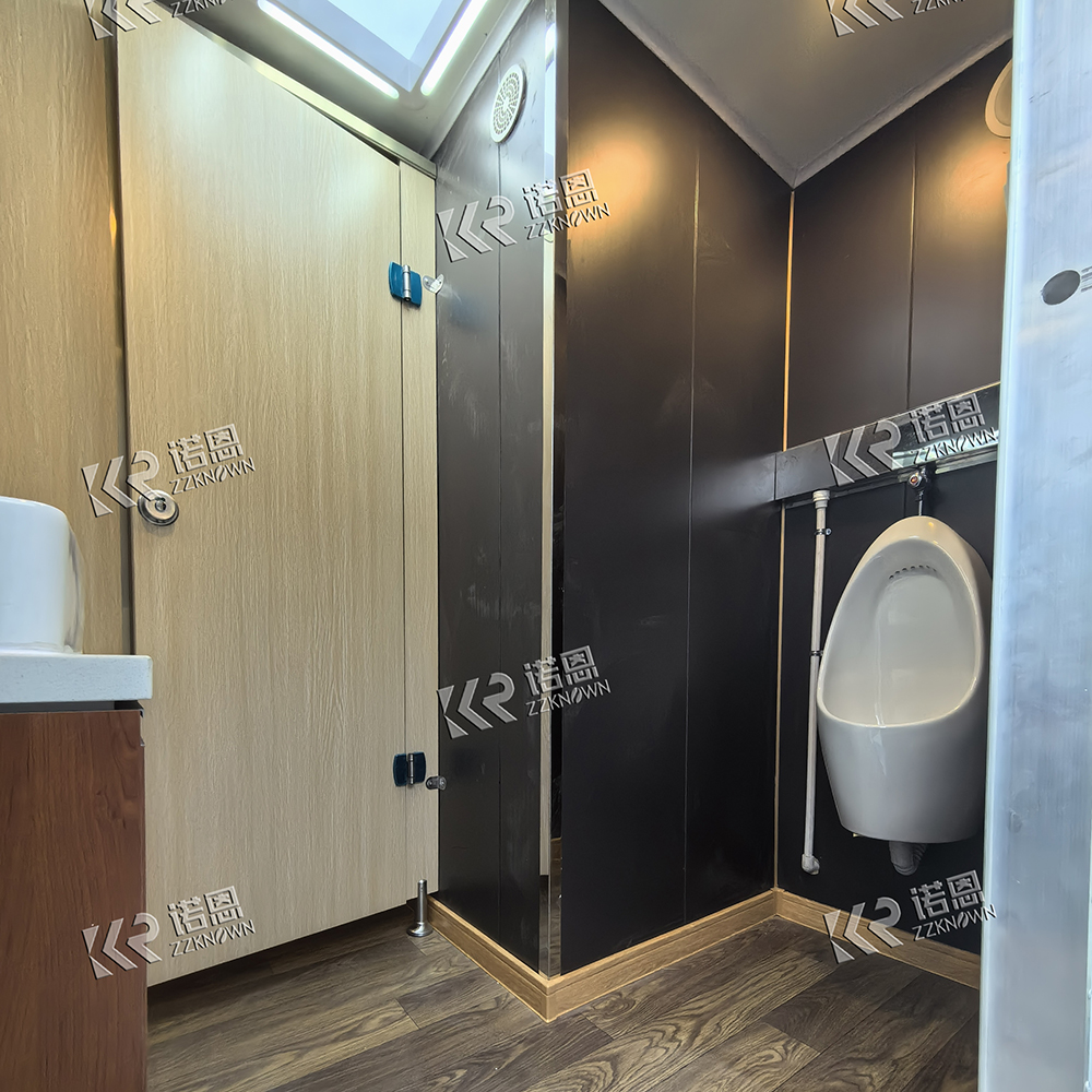 Public Portable Mobile Toilet Trailer Price VIP Luxury Outdoor Toilets Restroom Trailers Camping Bathroom WC For Sale