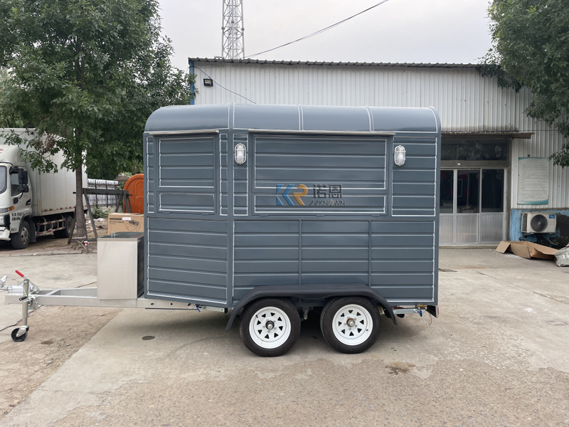 KN-YD-300D Customized Mobile Food Trailers Fully Equipped Food Truck With Full Kitchen Fast Food Cart