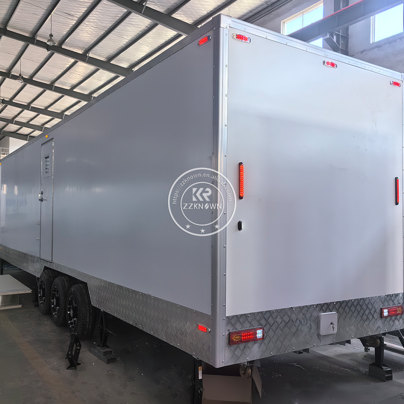 KN-850CS 8.5m Long 2.1m Wide 8 Stall Mobile Public Portable Shower Cabin Trailer Restroom Shower Trailer