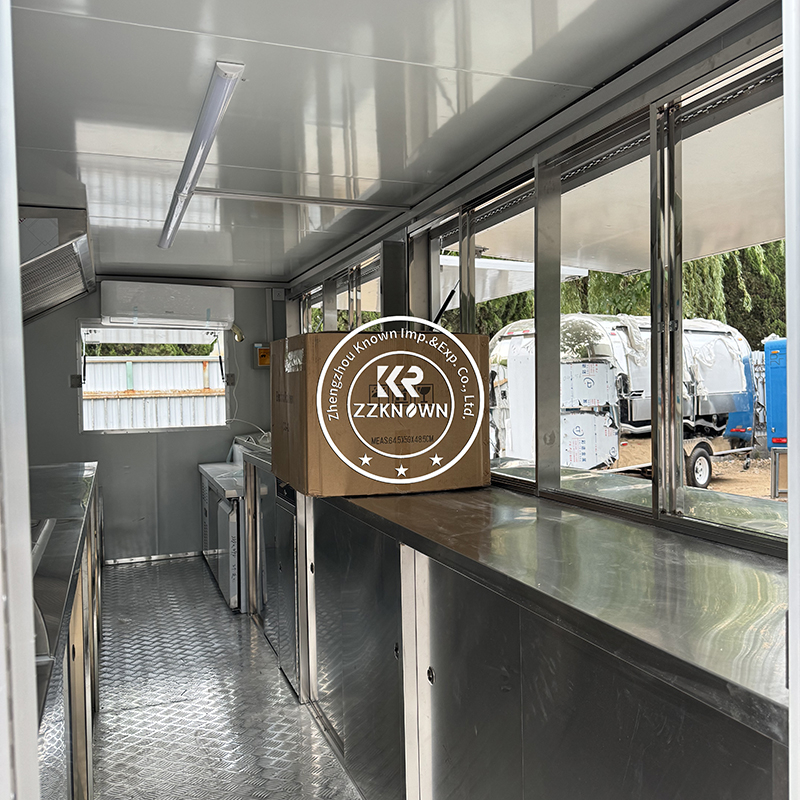 5m Green-Blue Fast Food Truck with Dual Side Windows - Fully Equipped with Air Conditioning and Modern Kitchen Setup for Festivals