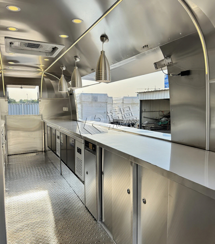 5m Airstream-Style Food Trailer Specifications