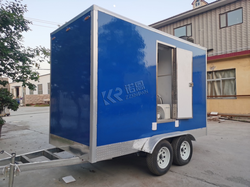 KN-360CS Factory Wholesale Price Portable Toilets Trailer Outdoor Public Portable Restroom Trailer For Sale