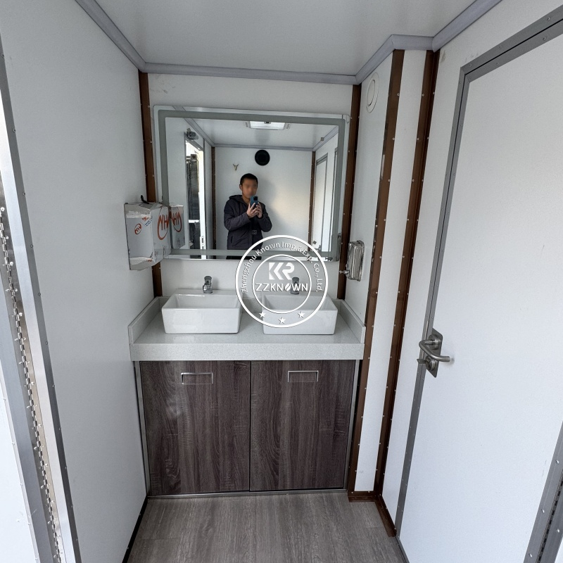 KN-430CS Outdoor Mobile Toilet Luxury Portable 2 Stall Restroom Trailers for Sale