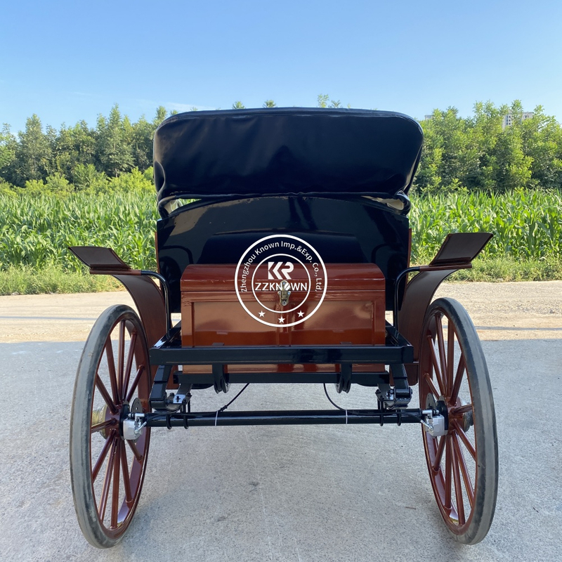 Vintage Wooden Horse Carriage for Sightseeing & Ceremony Use